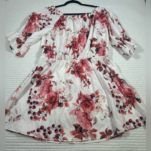 Floral Off-Shoulder Dress in Pink and White Size 2XL (fits like an XL) - Picture 4 of 8
